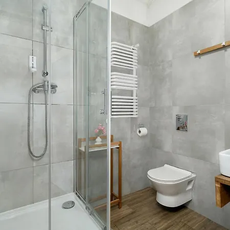 Very Berry - Glogowska 39-5 - Targowe, Self Check In 24h Apartment