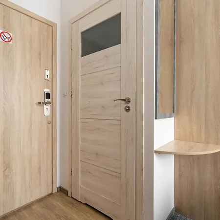 Appartamento Elegant Very Berry In By Renters