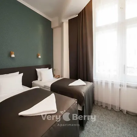 Apartment Very Berry - Glogowska 39-5 - Targowe, Self Check In 24h Poznan