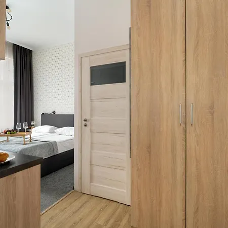 Elegant Very Berry In By Renters * Poznan