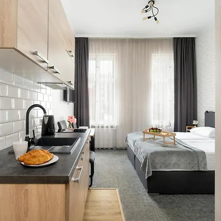 Very Berry - Glogowska 39-5 - Targowe, Self Check In 24h * بوزنان