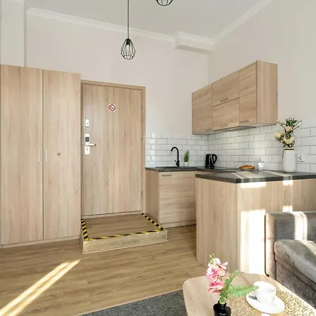 Very Berry - Glogowska 39-5 - Targowe, Self Check In 24h بوزنان