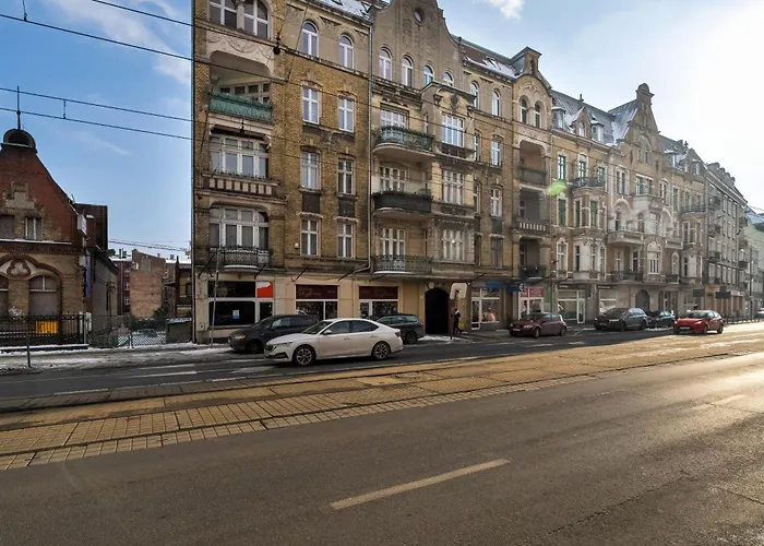 Elegant Very Berry In By Renters