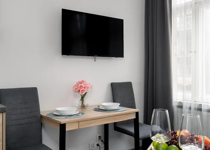 Apartment Elegant Very Berry In By Renters Poznan