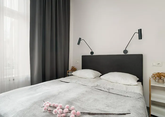Apartment Elegant Very Berry In By Renters Poznan