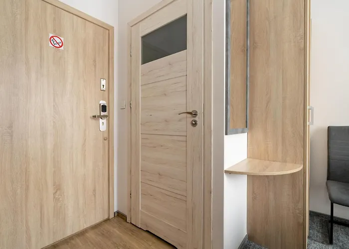 Apartment Elegant Very Berry In By Renters